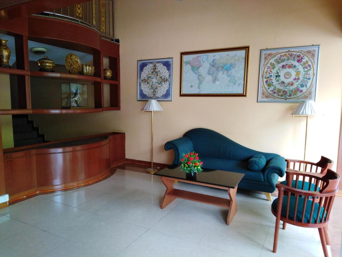 ซารา โฮเต็ล Hotel ลาบวน ภายนอก รูปภาพ